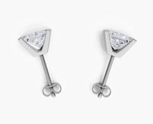 將圖片載入圖庫檢視器 EC030 公主方形鑽石耳環托